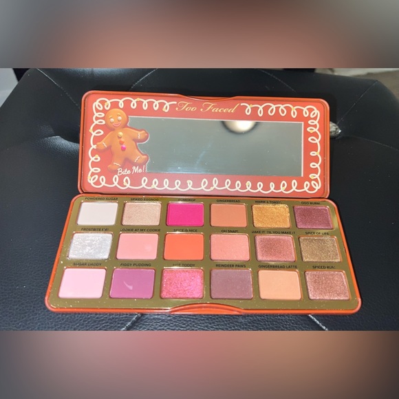 Too Faced Gingerbread Spice Eyeshadow Palette - Picture 2 of 2